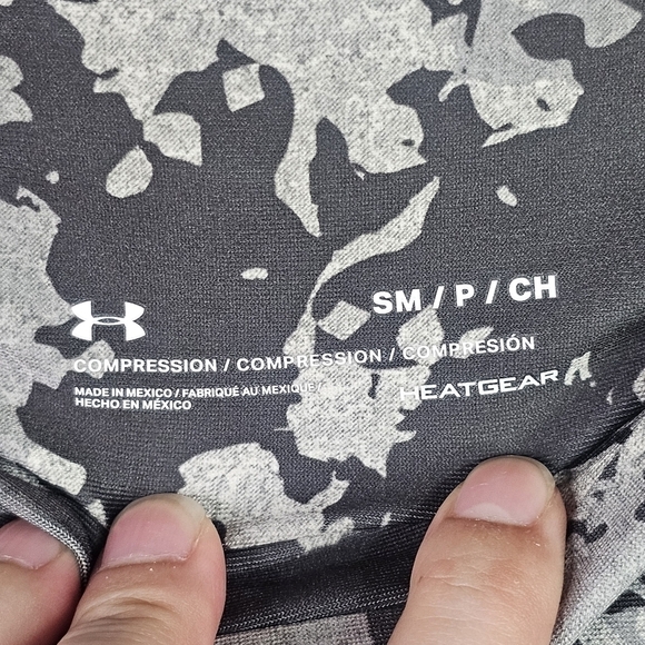 Under Armour Women's HeatGear Print Ankle Crop Small - Picture 7 of 9